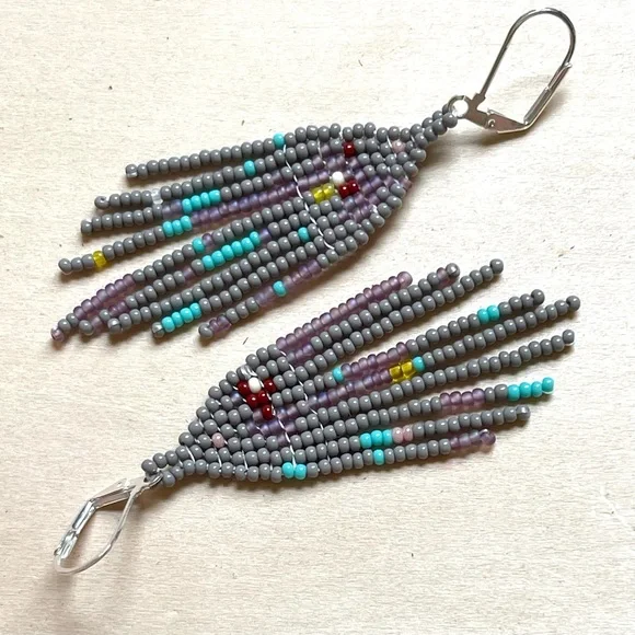 HANDMADE GLASS EARRINGS | Mini Kosmogonian Handwoven Earrings in Slate - Picture 2 of 5